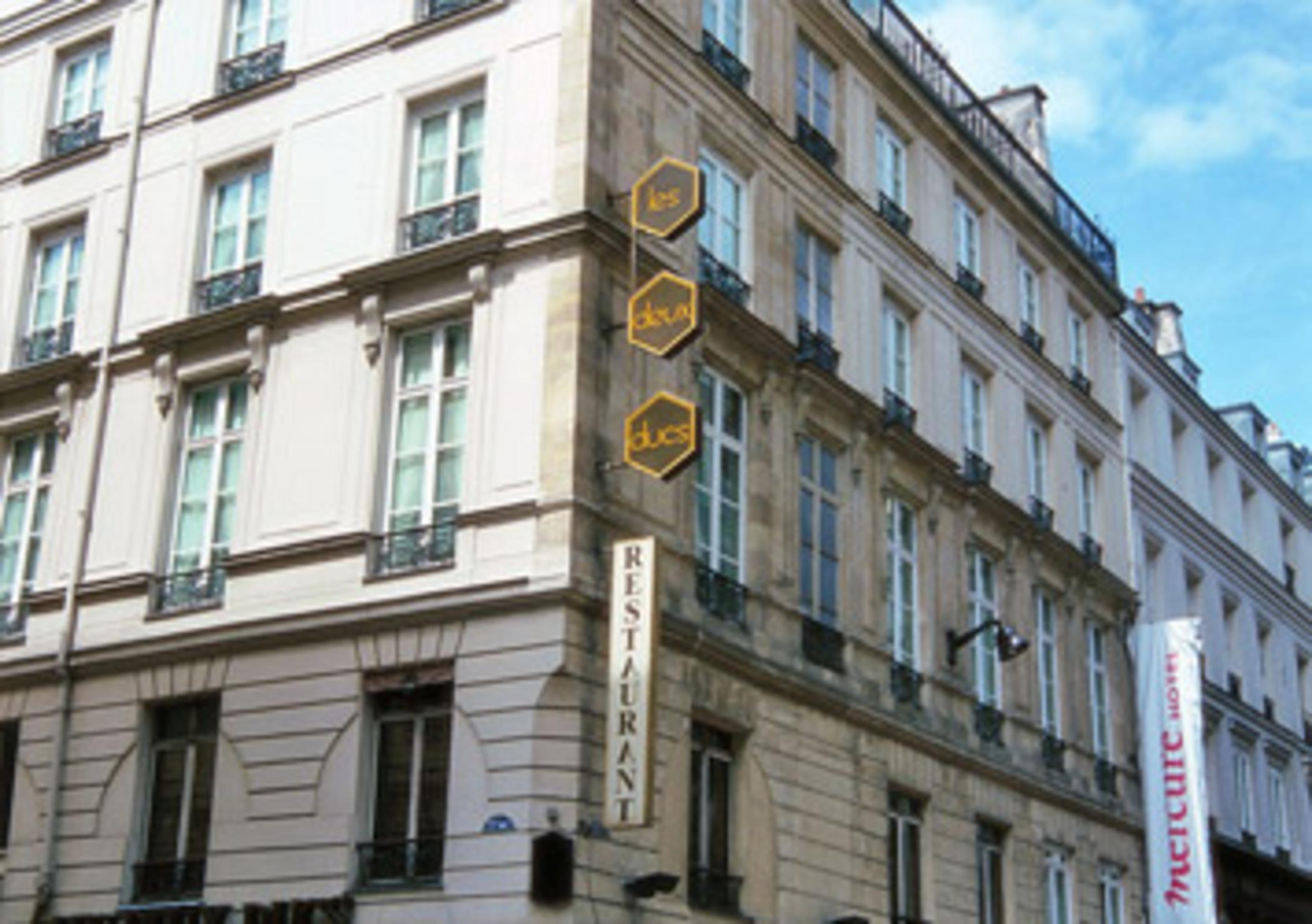 巴黎卢浮宫歌剧院美居酒店 外观 照片